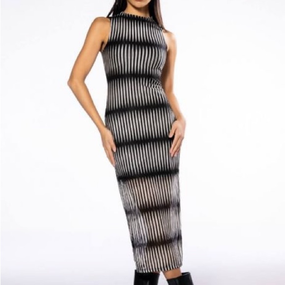 Black & White Midi Dress XL